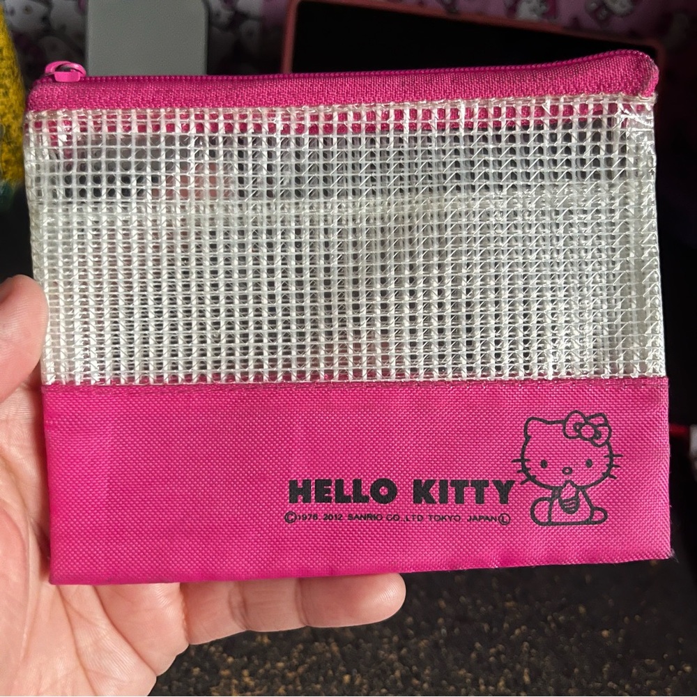 Hello Kitty Bags Bundle - Picture 5 of 10